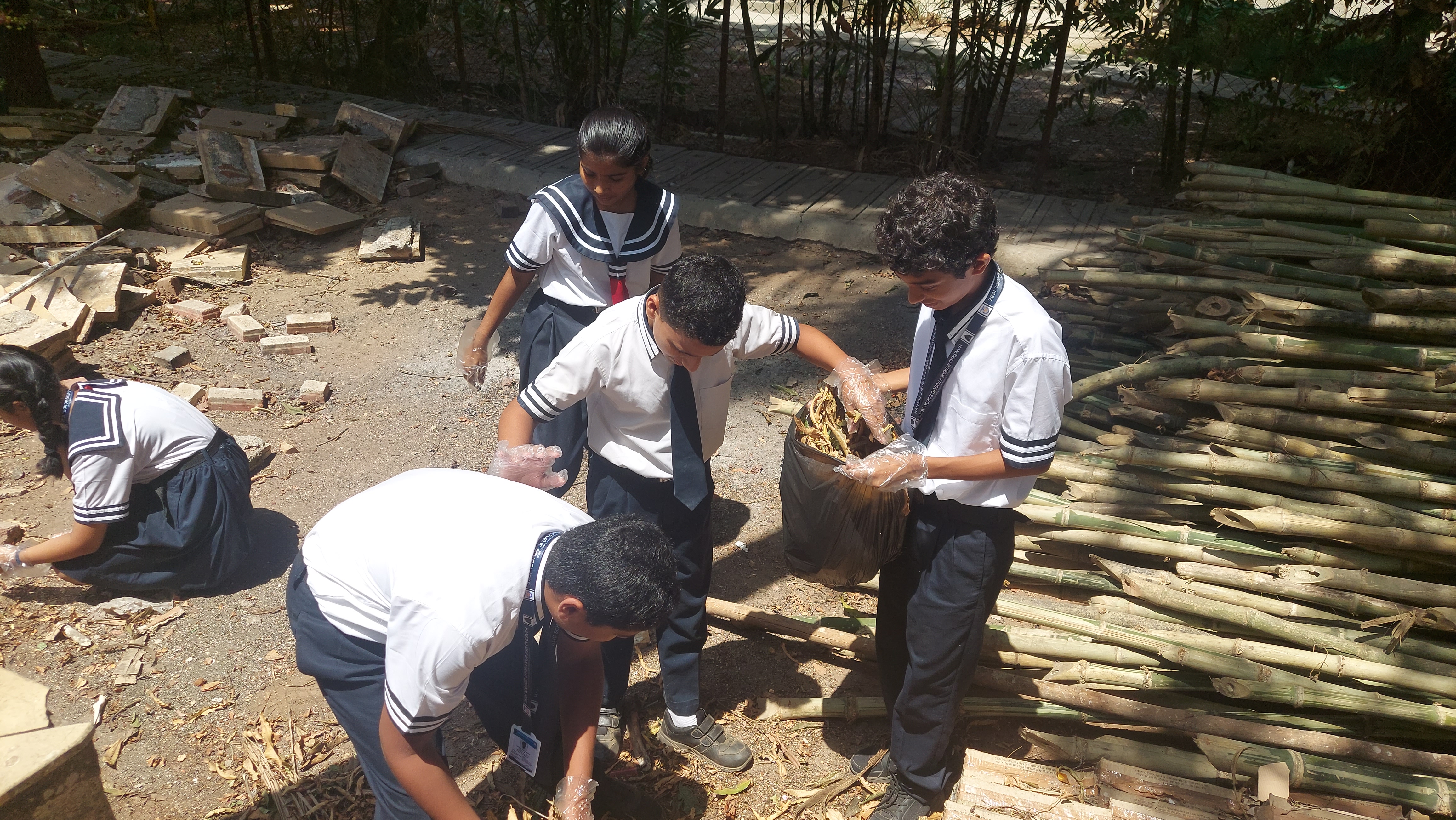 Compost-Making Activity on No Bag Day – Grade 9